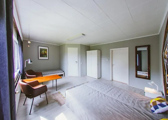 Lejlighedshotel Yh *